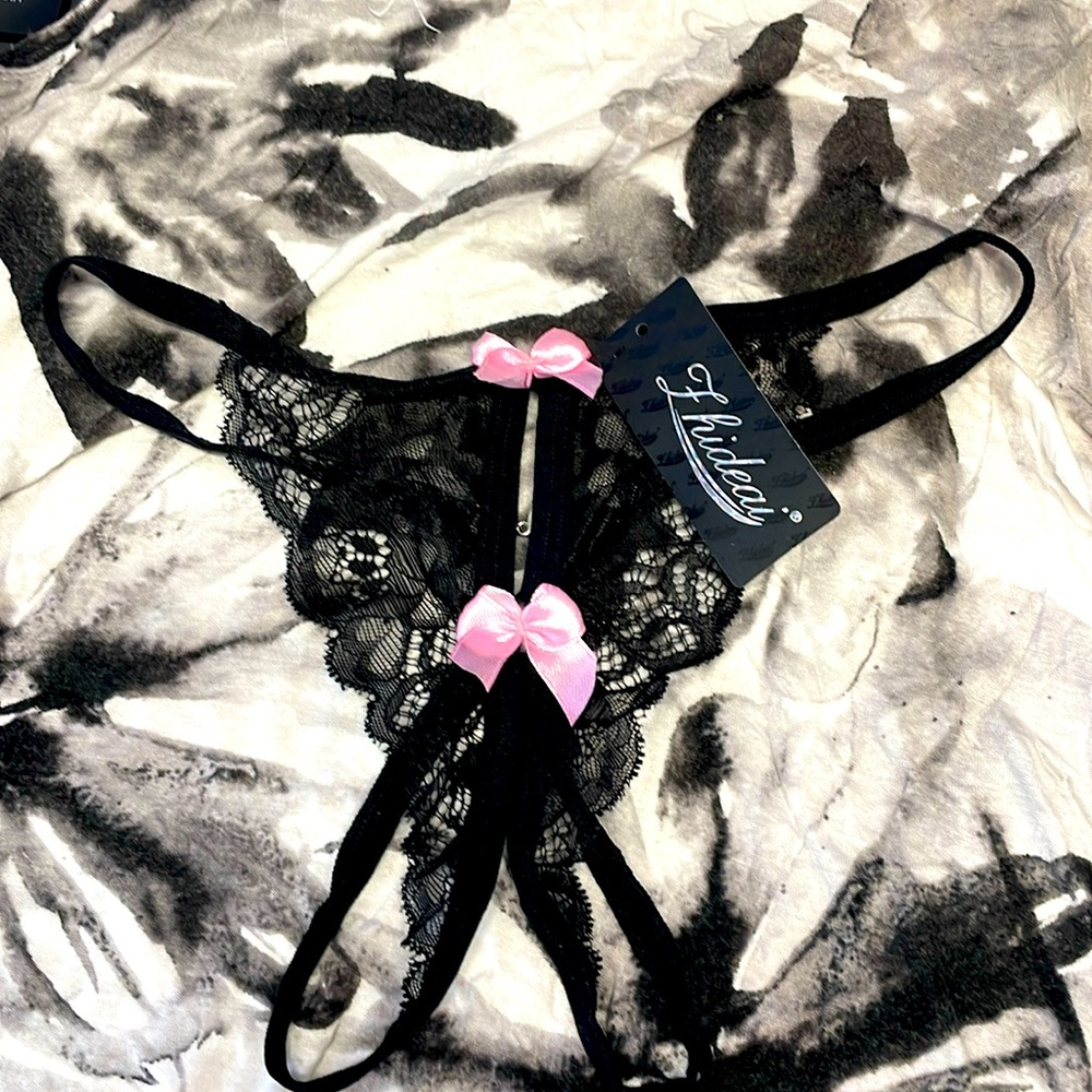 NWT butterfly underwear pink and black lace x2